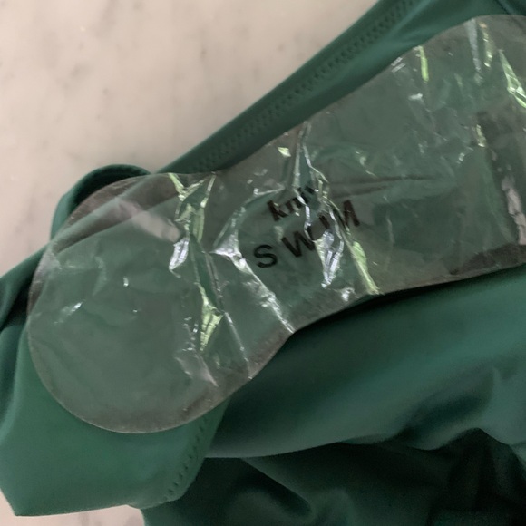 NWOT Knix green one piece strapless bathing suit size xs - Picture 5 of 5